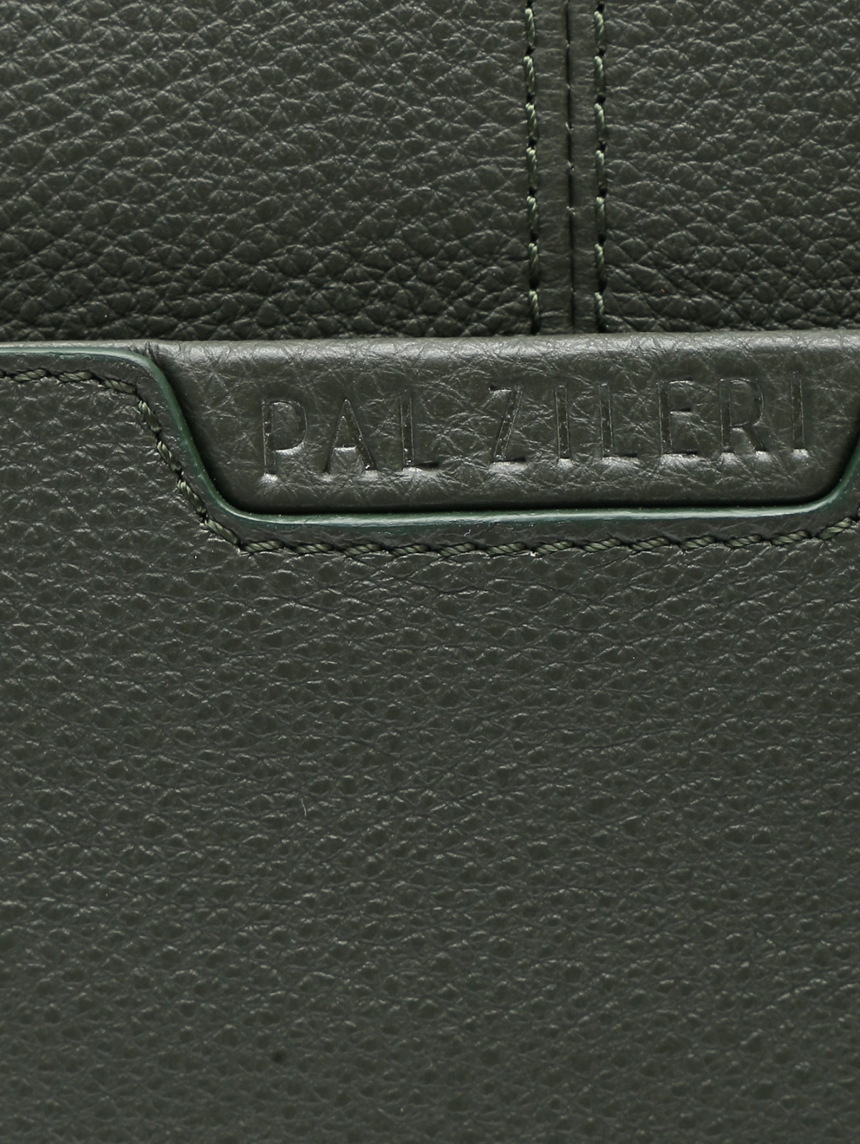 Сумка из фактурной кожи на плечевом ремне Pal Zileri  –  Деталь  – Цвет:  Зеленый