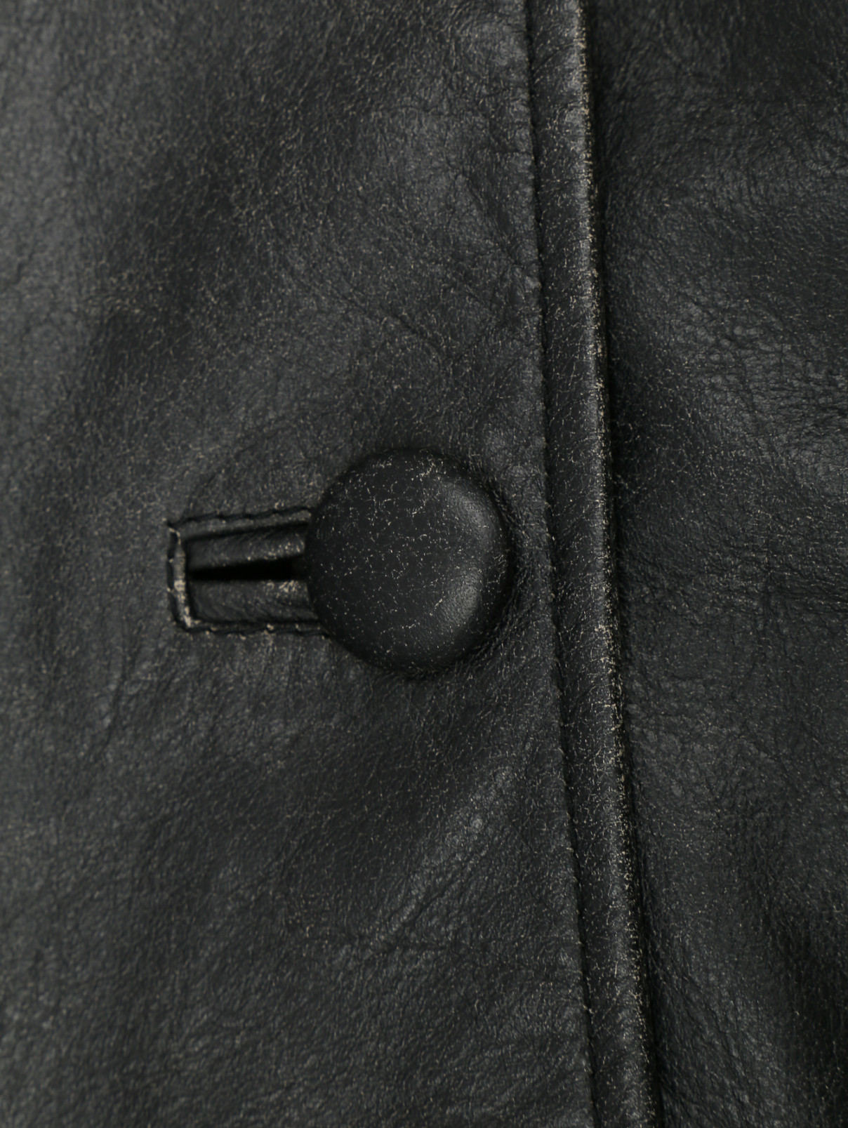 Пальто из кожи с логотипом на спине Balenciaga  –  Деталь  – Цвет:  Коричневый