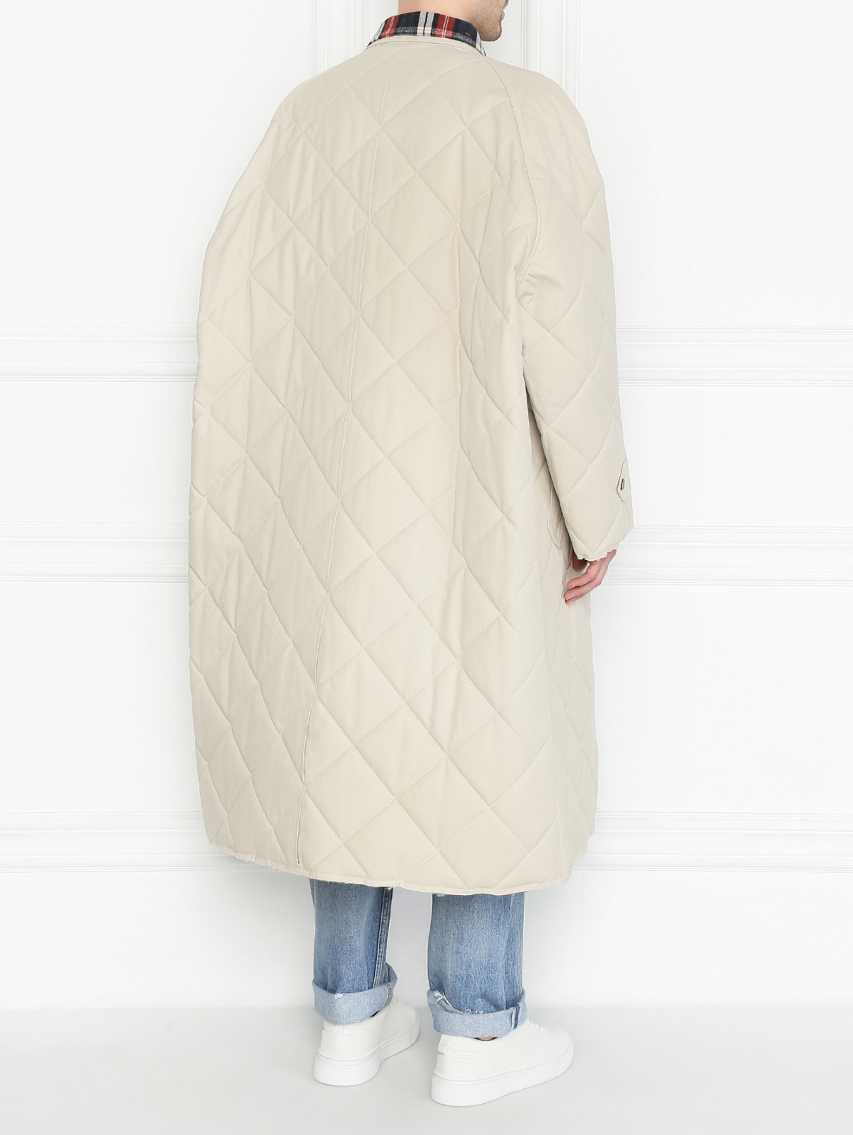 Стеганое пальто свободного кроя Balenciaga  –  МодельВерхНиз1  – Цвет:  Бежевый